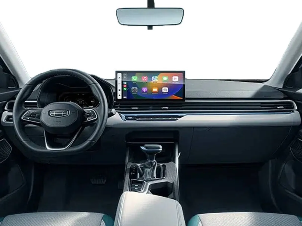 Car image 7