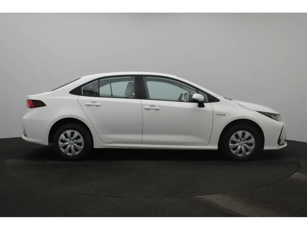 Car image 13