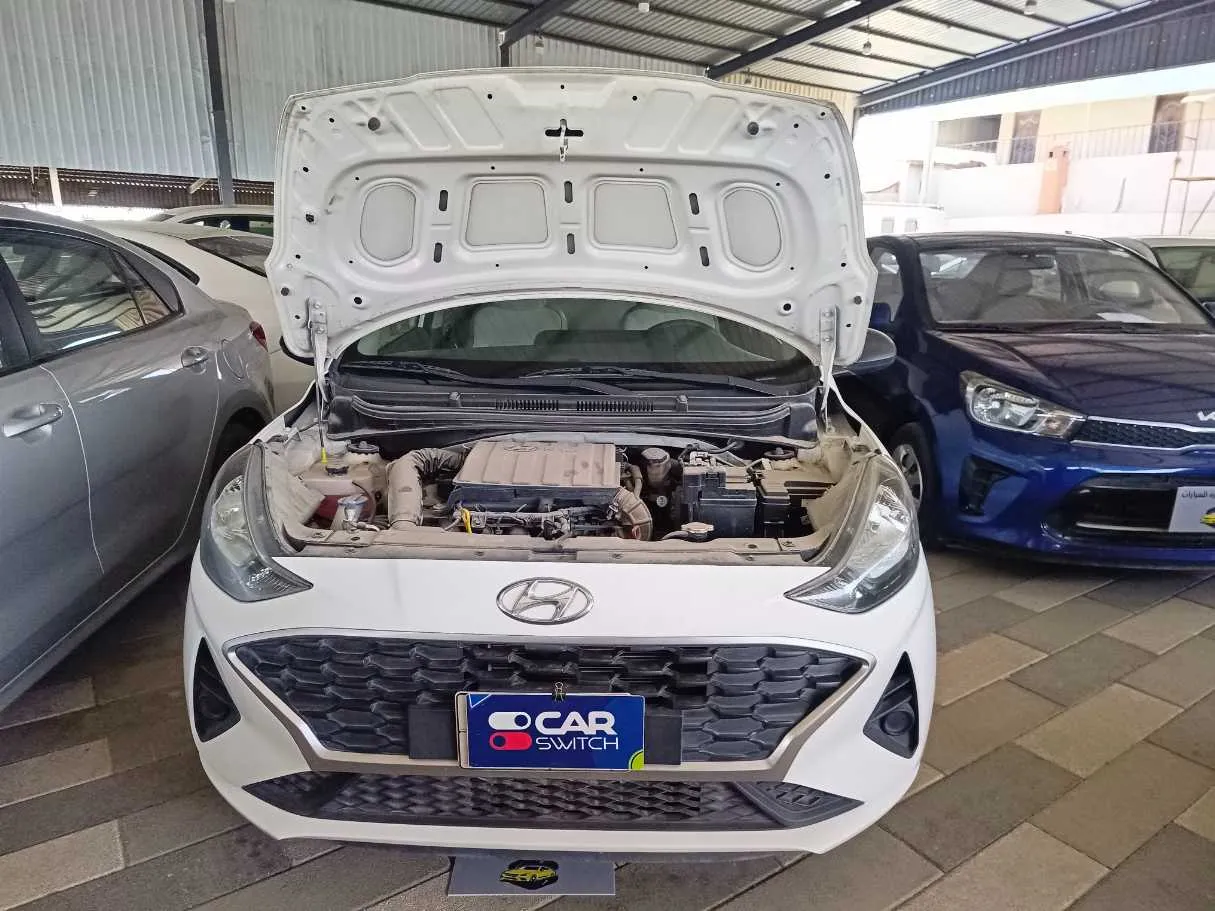 Car image 21