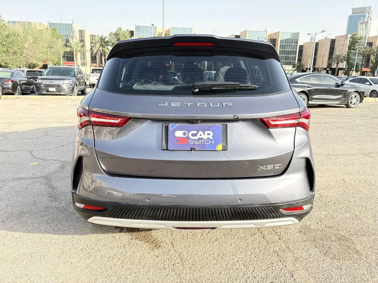 Car image 6