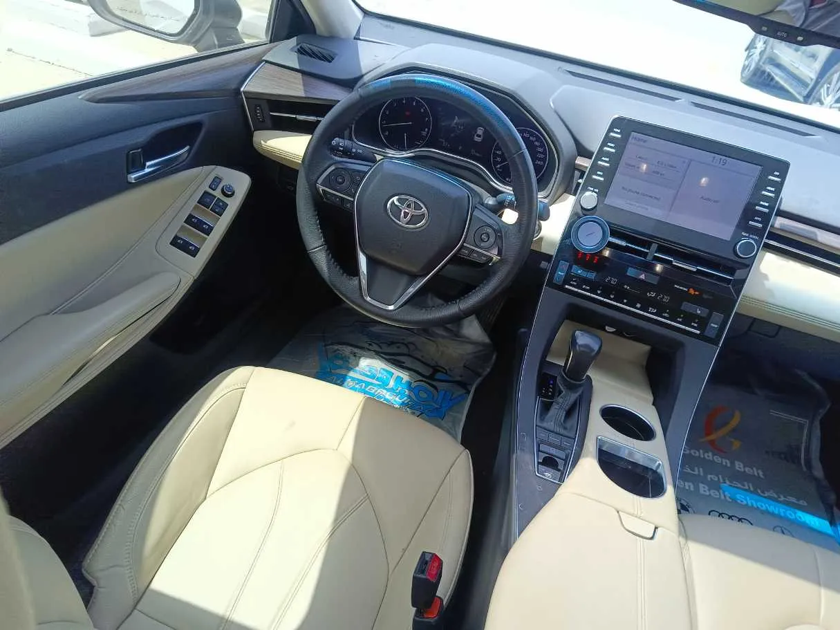 Car image 22