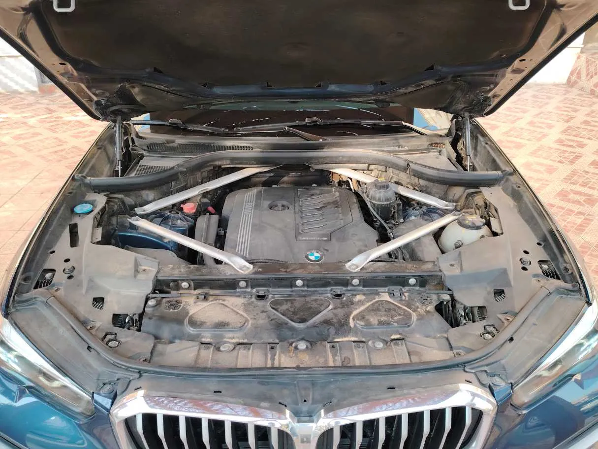 Car image 39