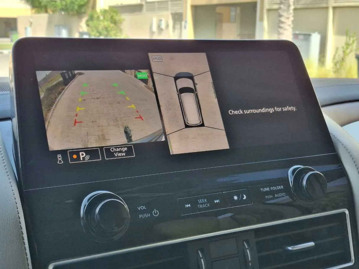 Car image 22