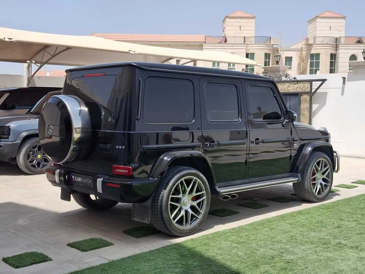 Car image 5