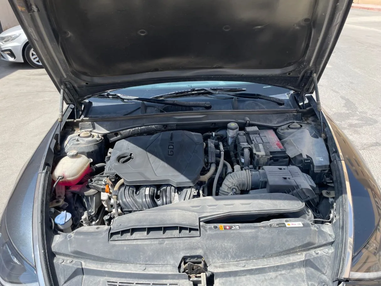 Car image 21