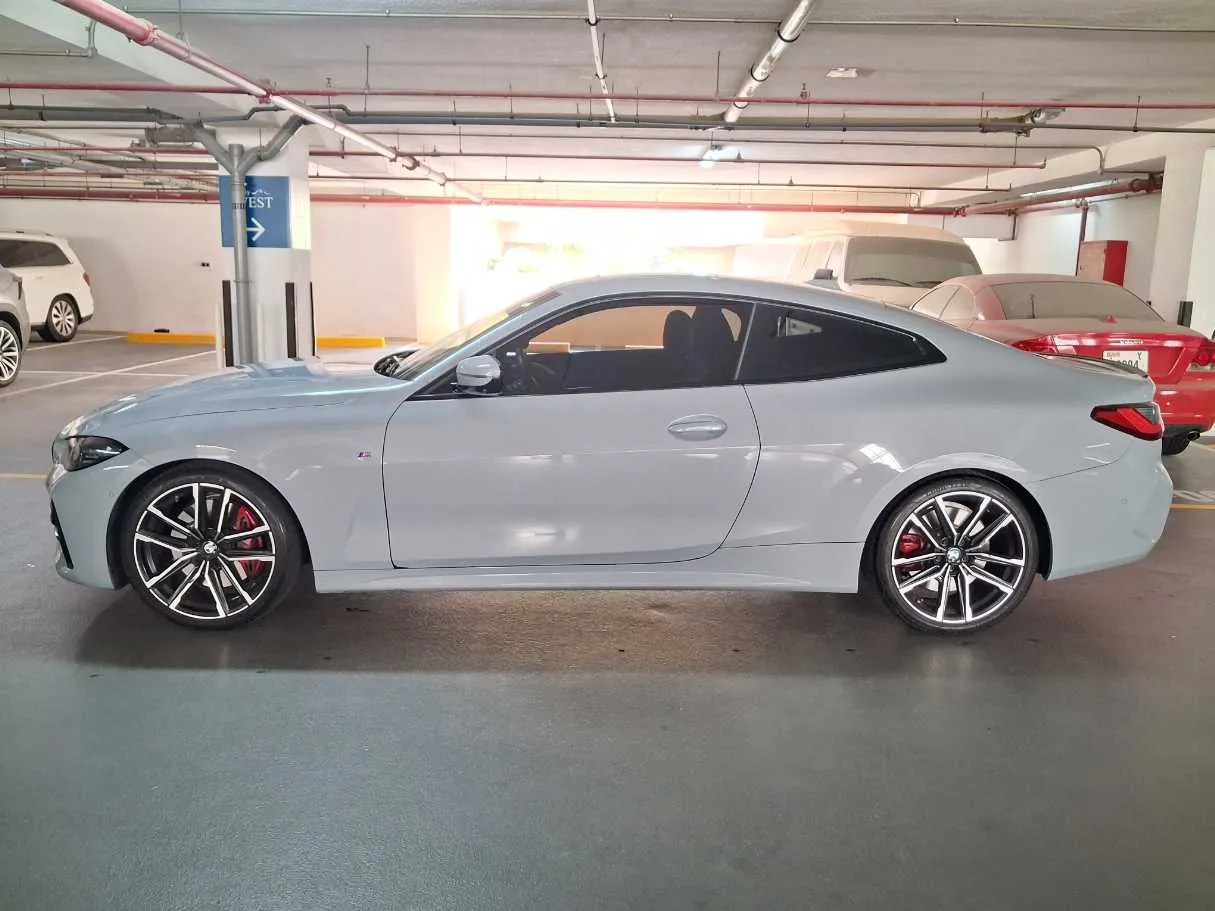 Car image 8
