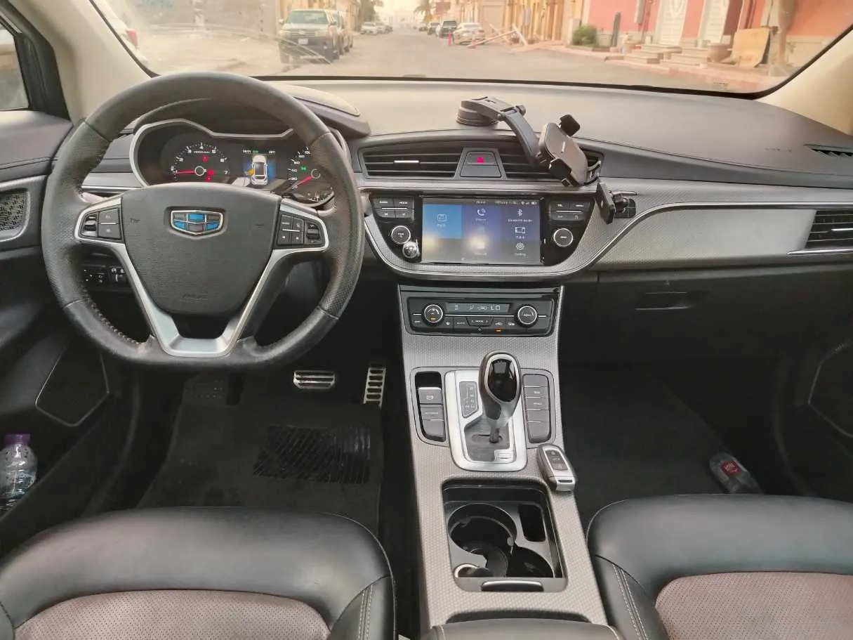 Car image 23