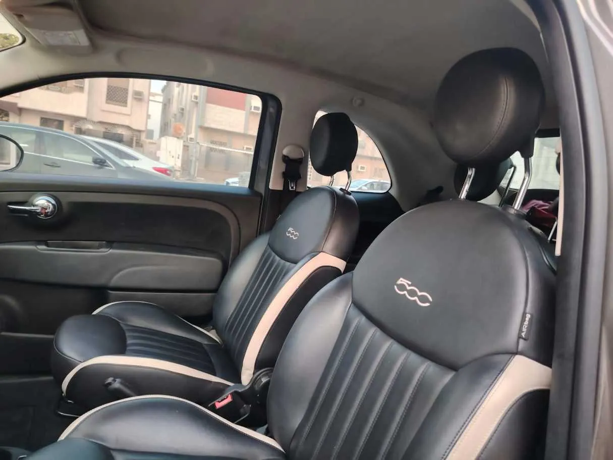 Car image 22
