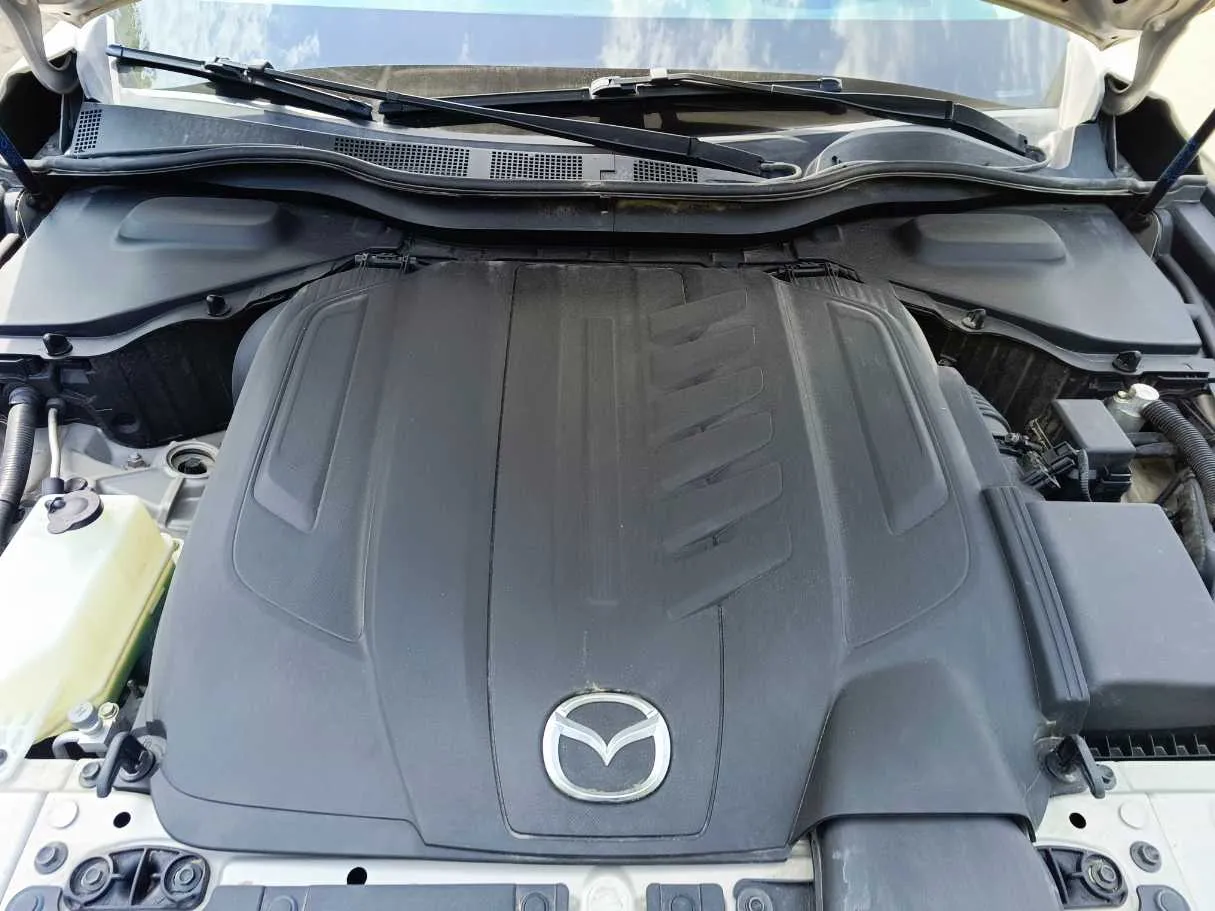Car image 39
