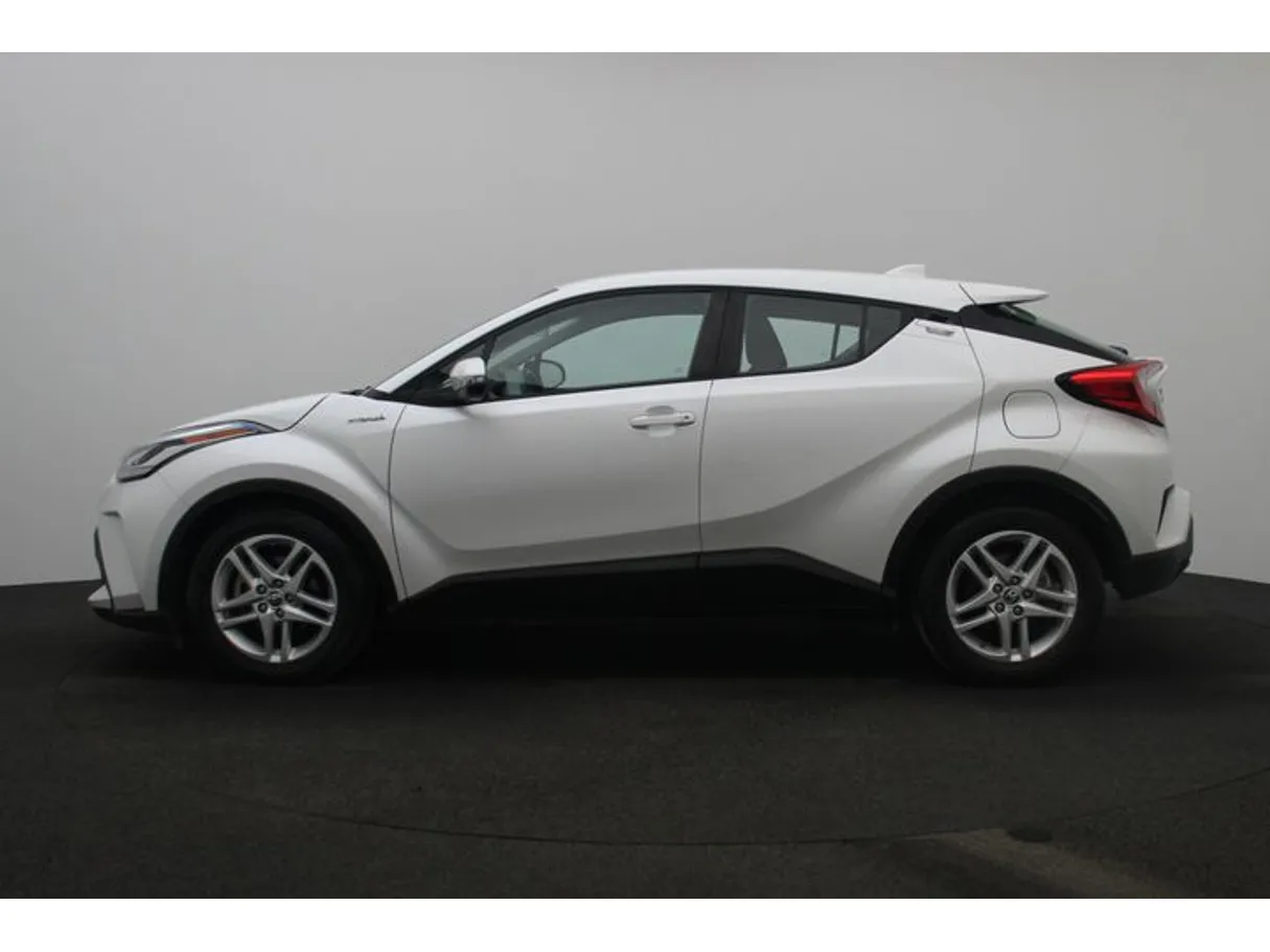 Car image 3