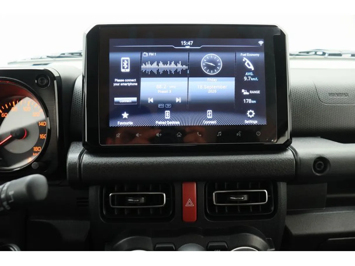Car image 5
