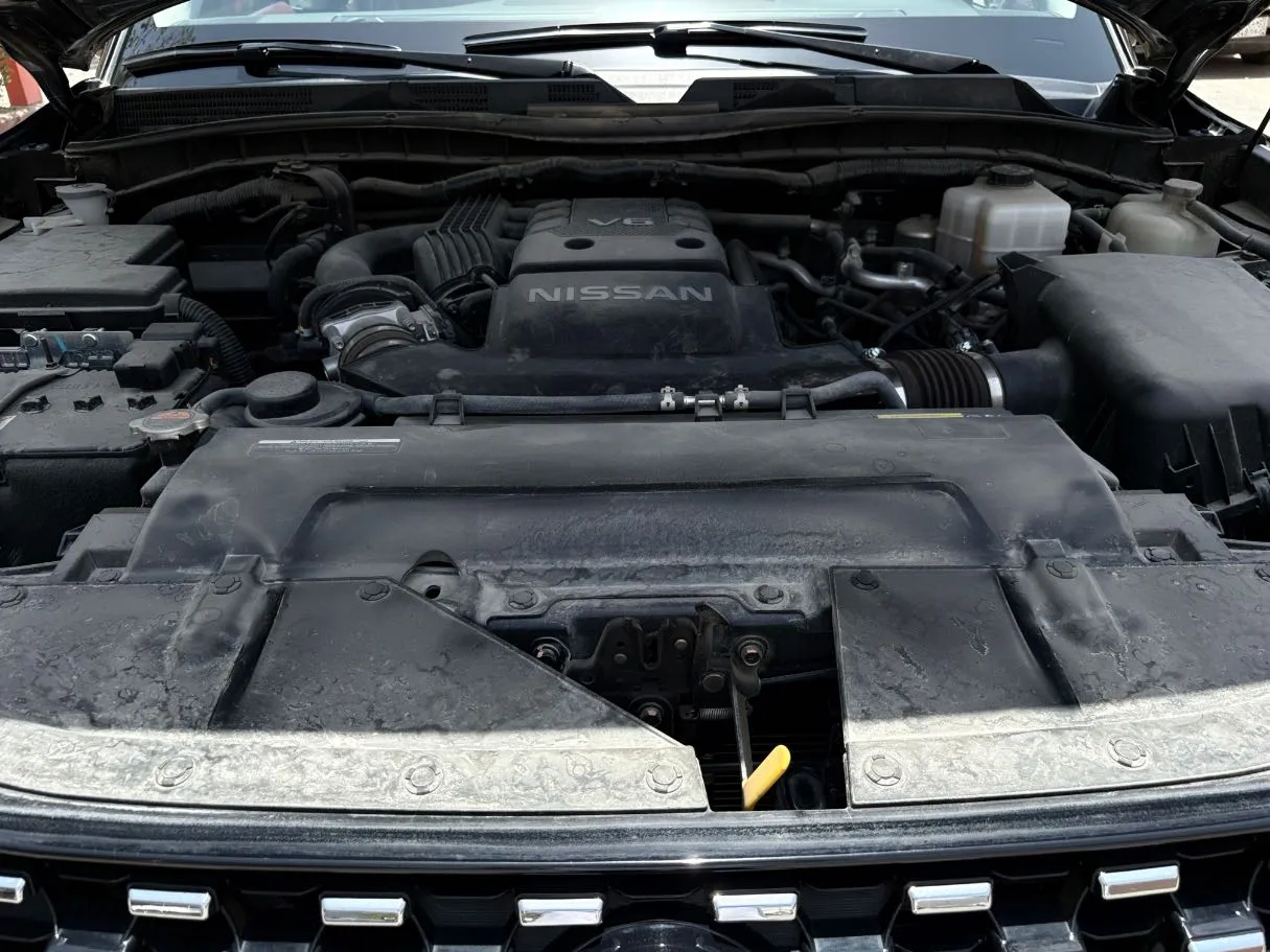 Car image 30