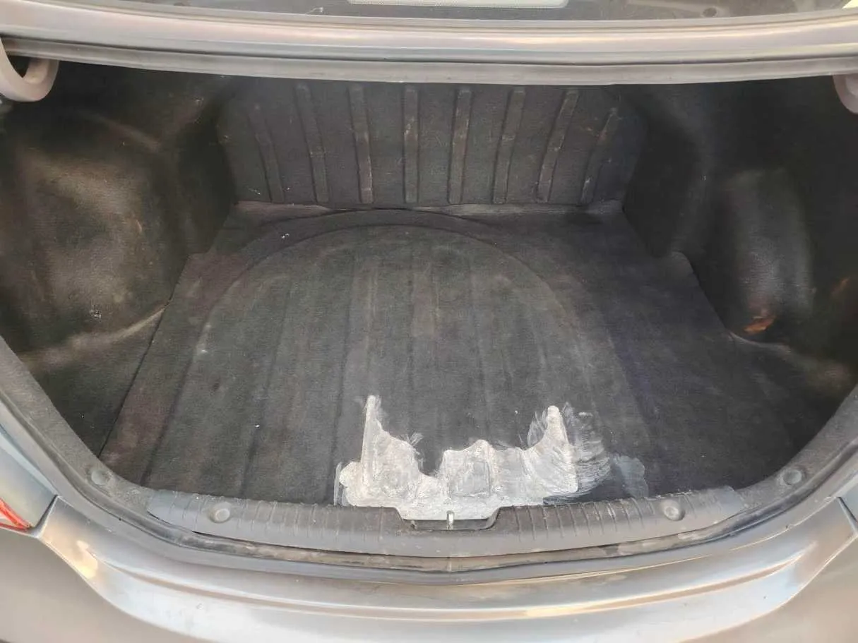 Car image 29