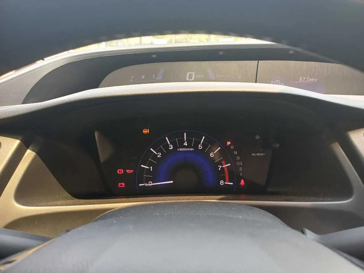 Car image 21