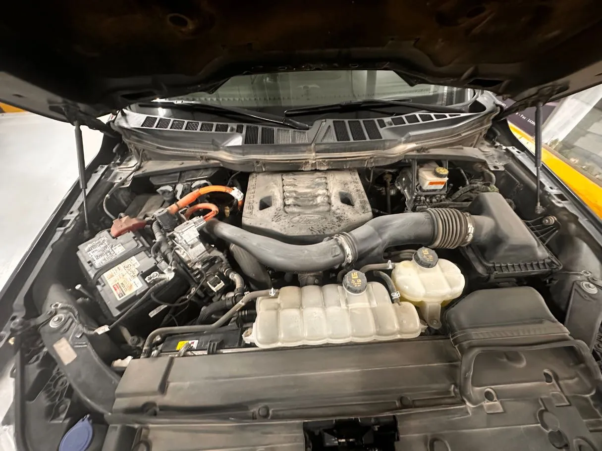 Car image 29
