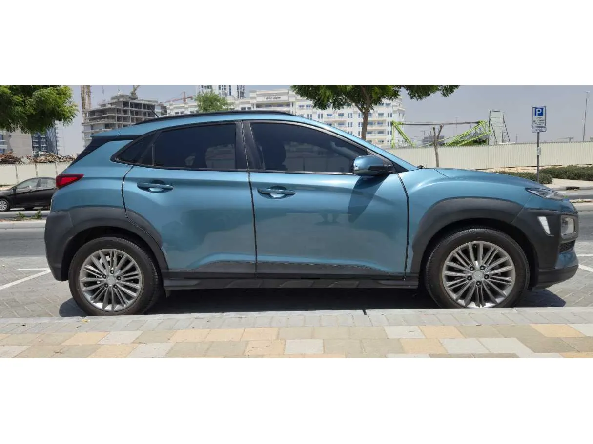 Car image 5