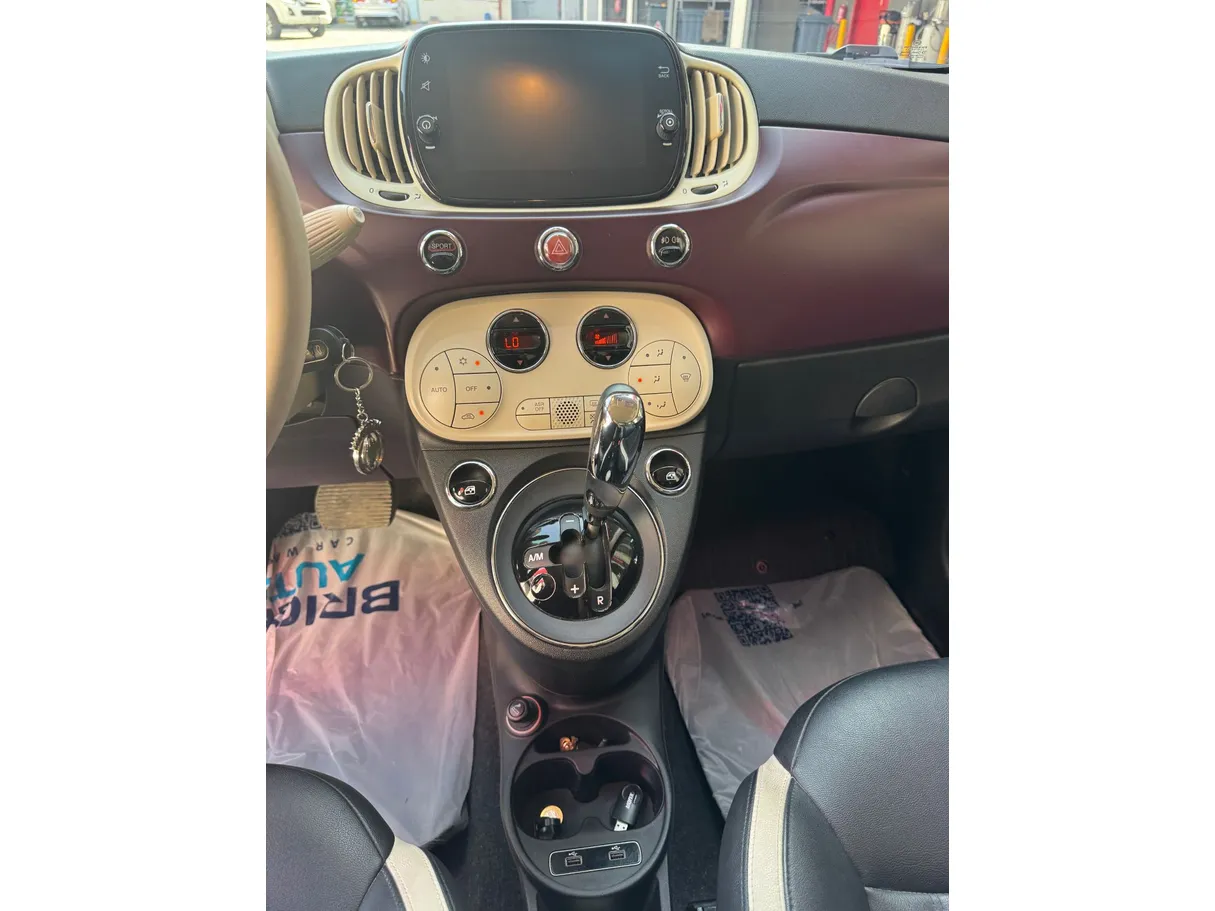 Car image 14