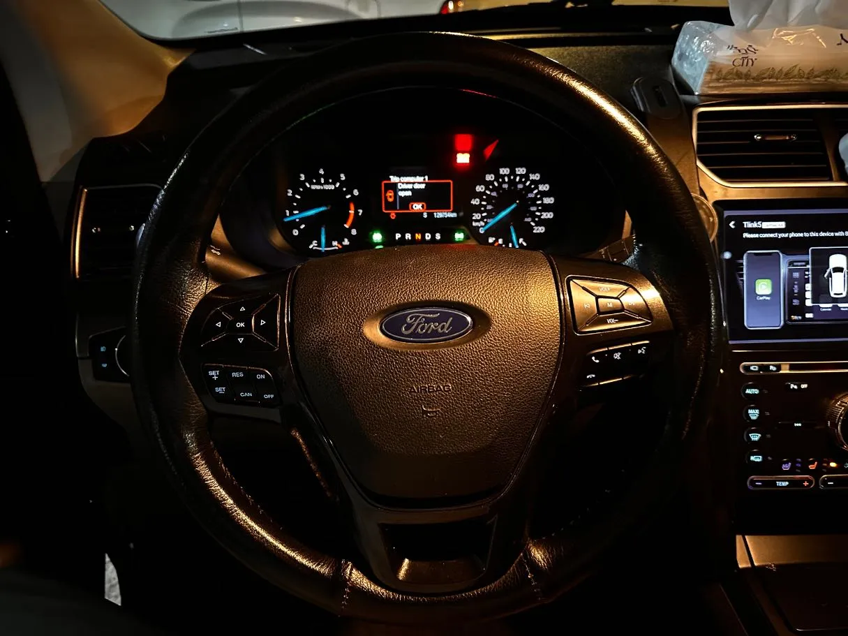 Car image 20