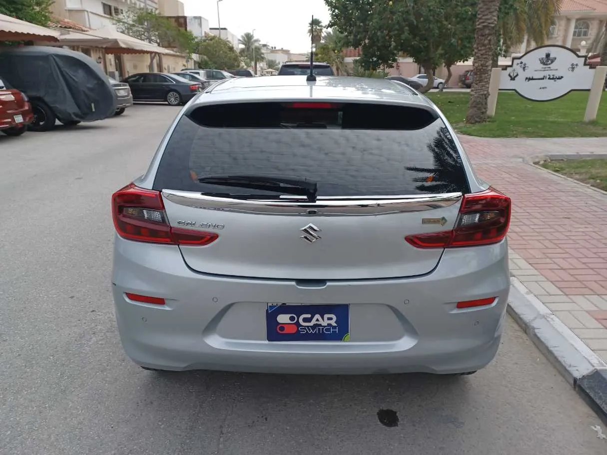 Car image 6