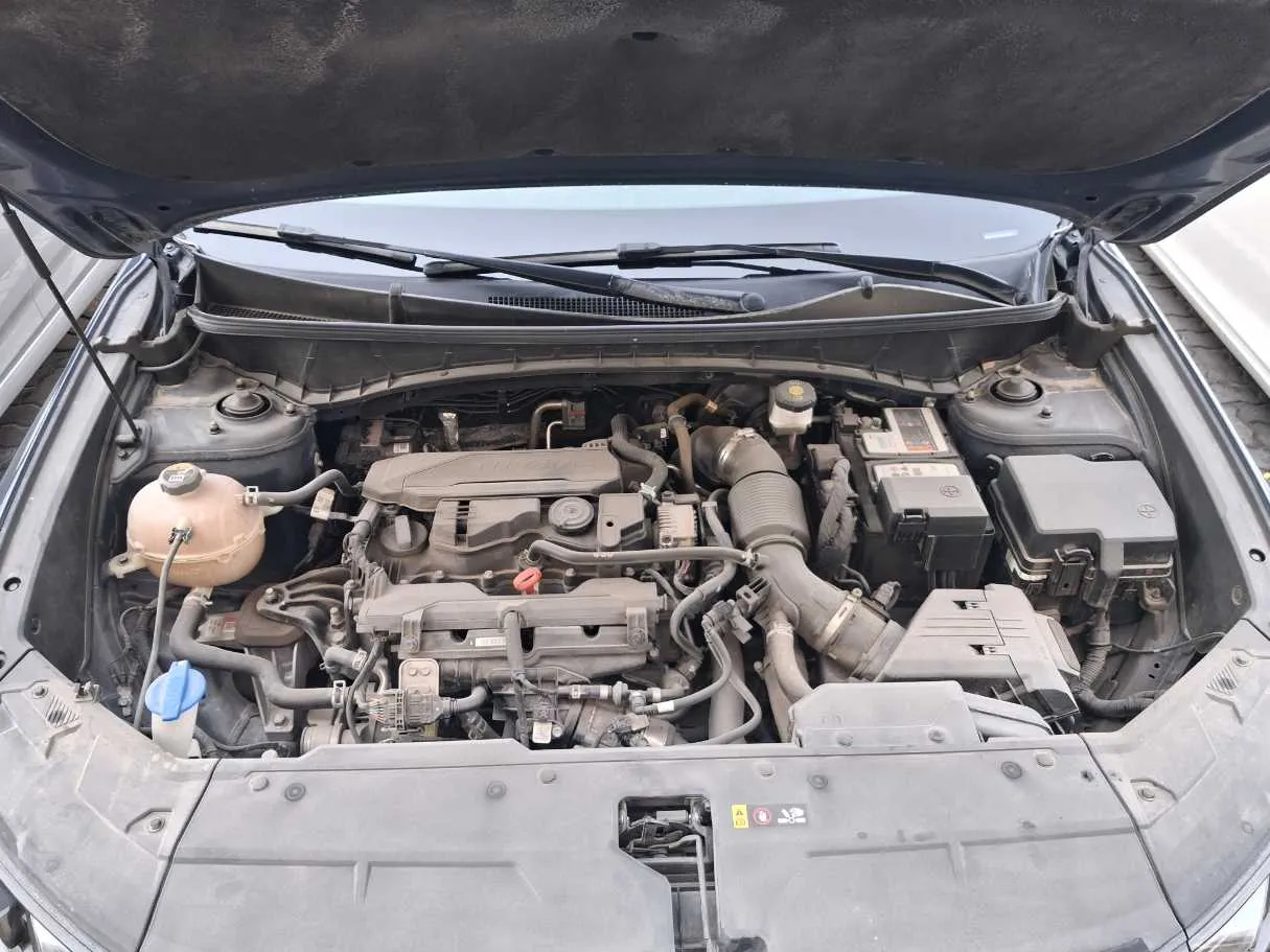 Car image 22