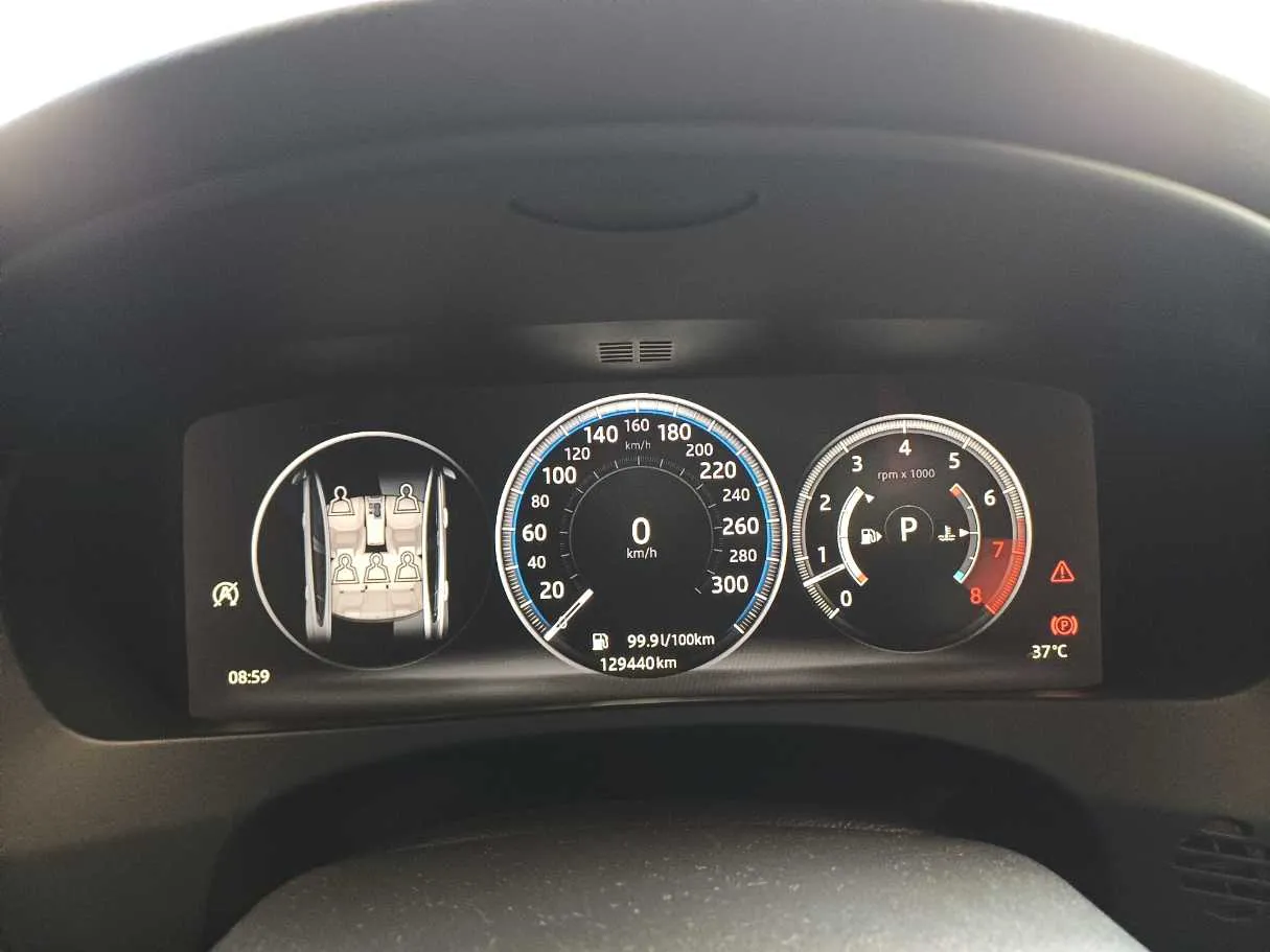 Car image 21