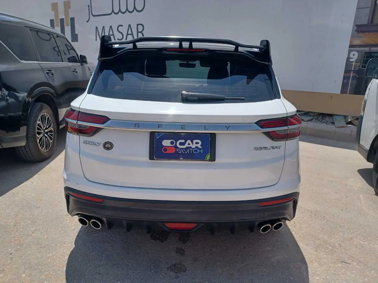 Car image 6