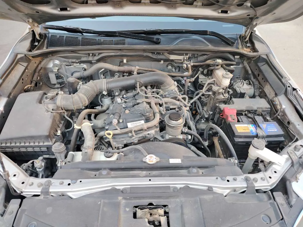 Car image 32