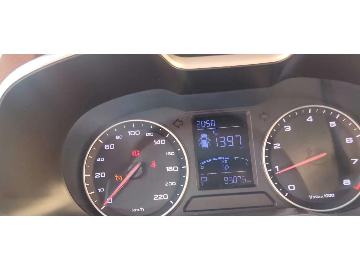 Car image 20
