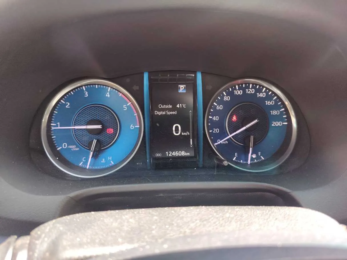 Car image 22