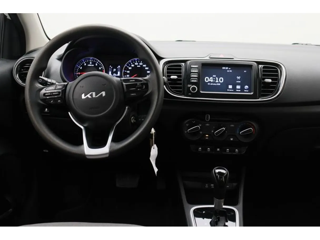 Car image 15
