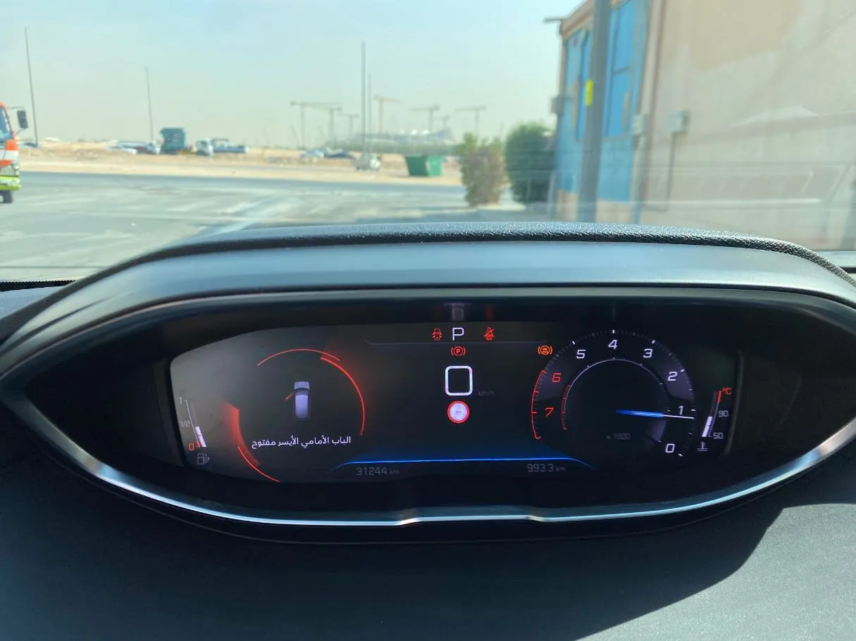 Car image 17
