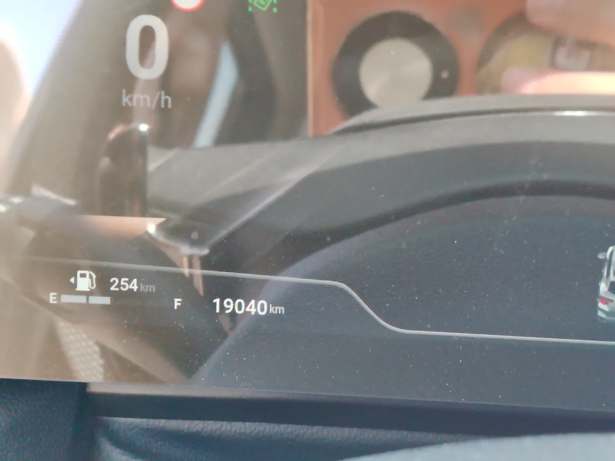 Car image 22