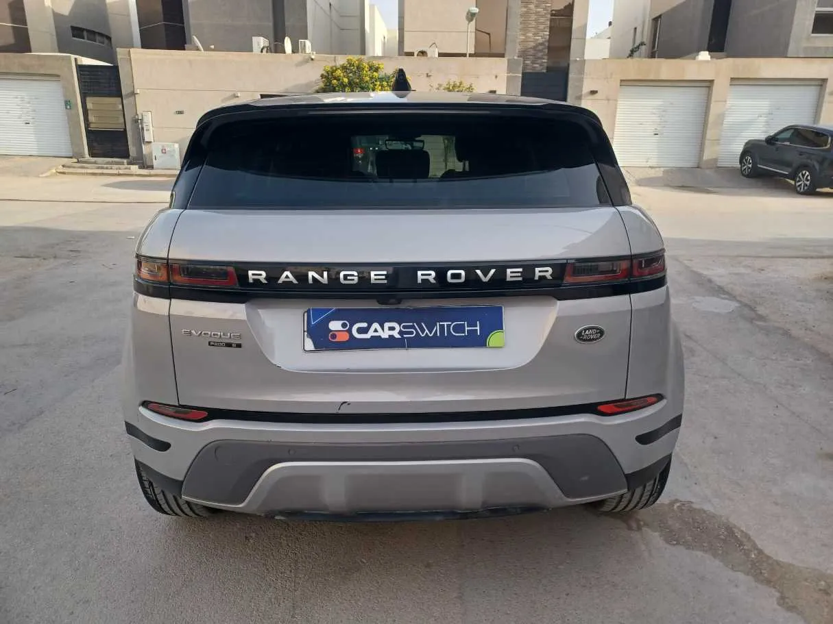 Car image 6