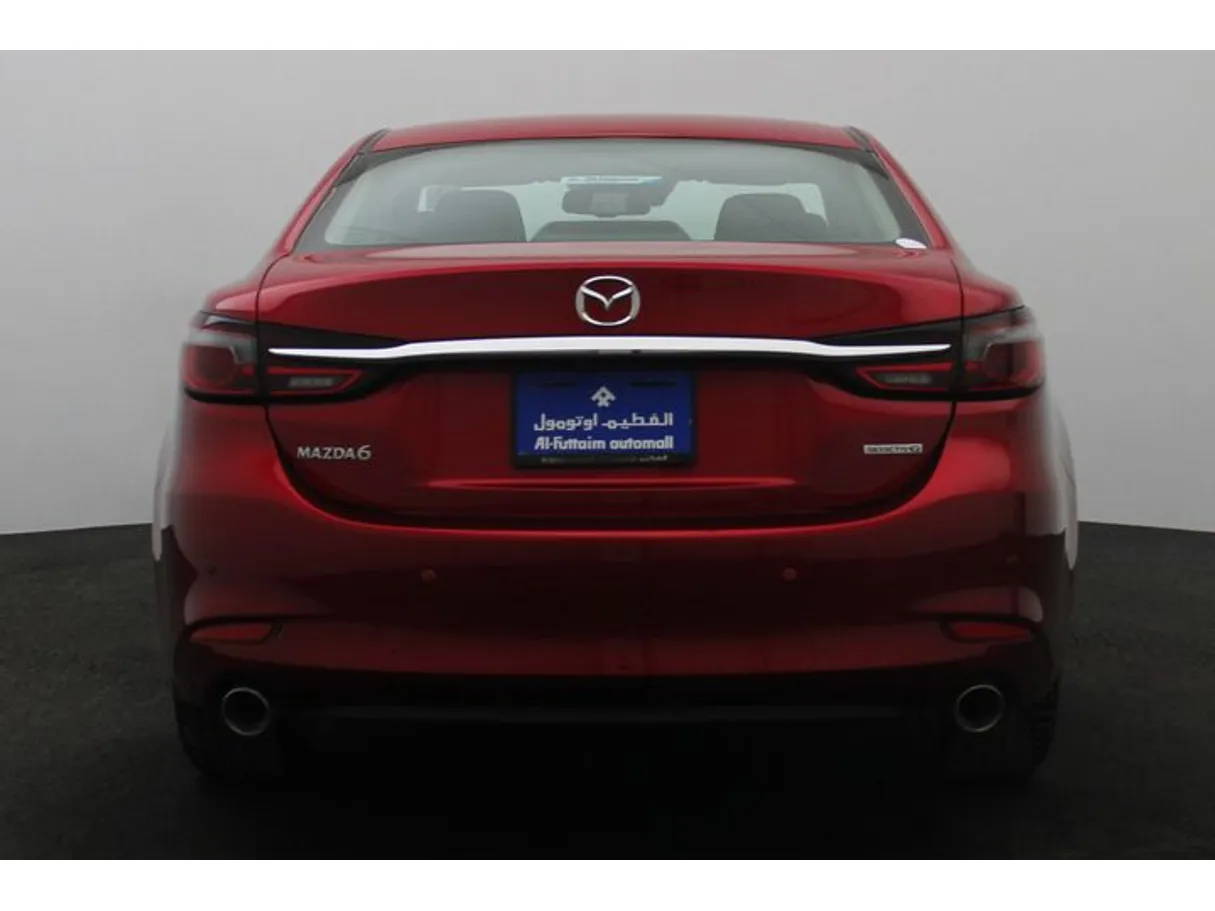 Car image 12
