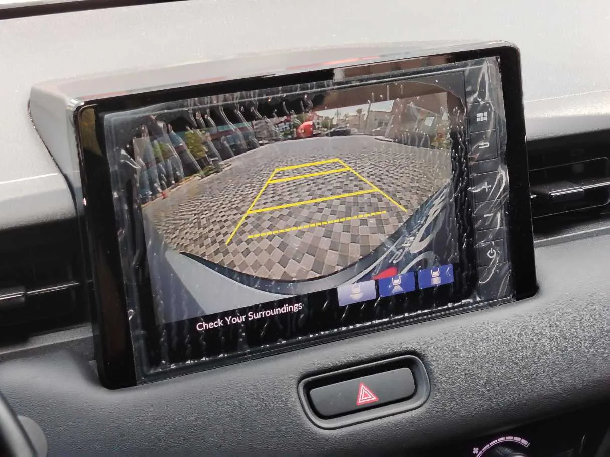 Car image 32