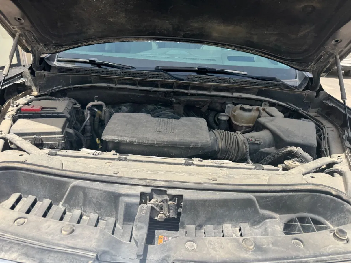 Car image 23