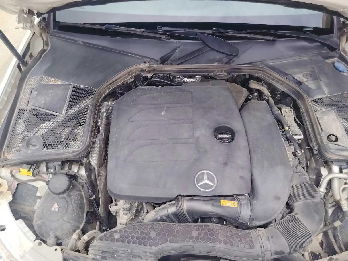 Car image 38