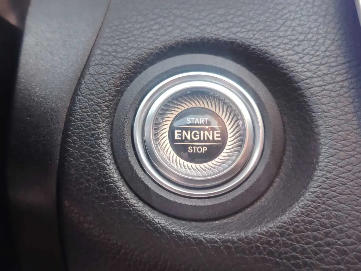 Car image 29