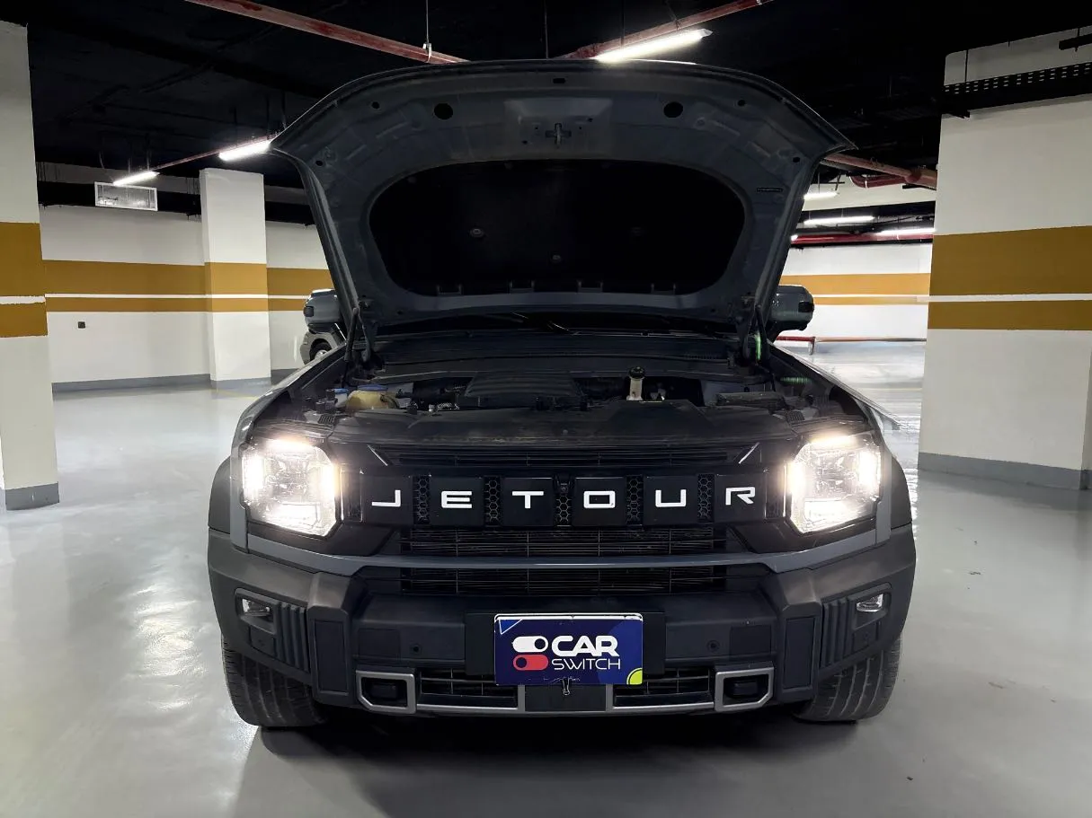 Car image 32