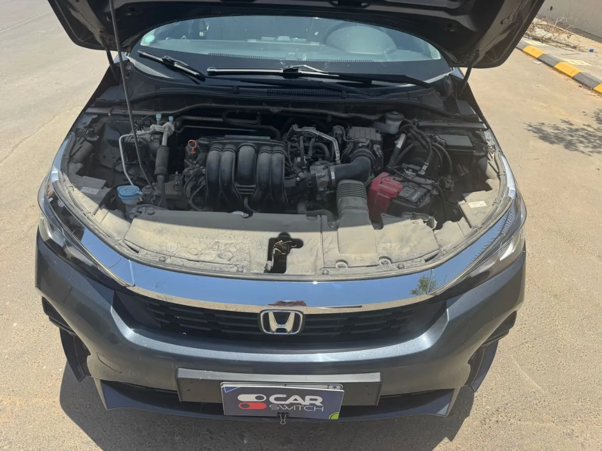 Car image 22