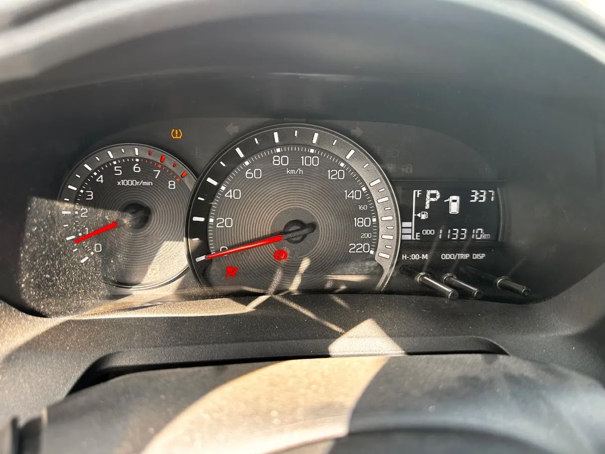 Car image 21