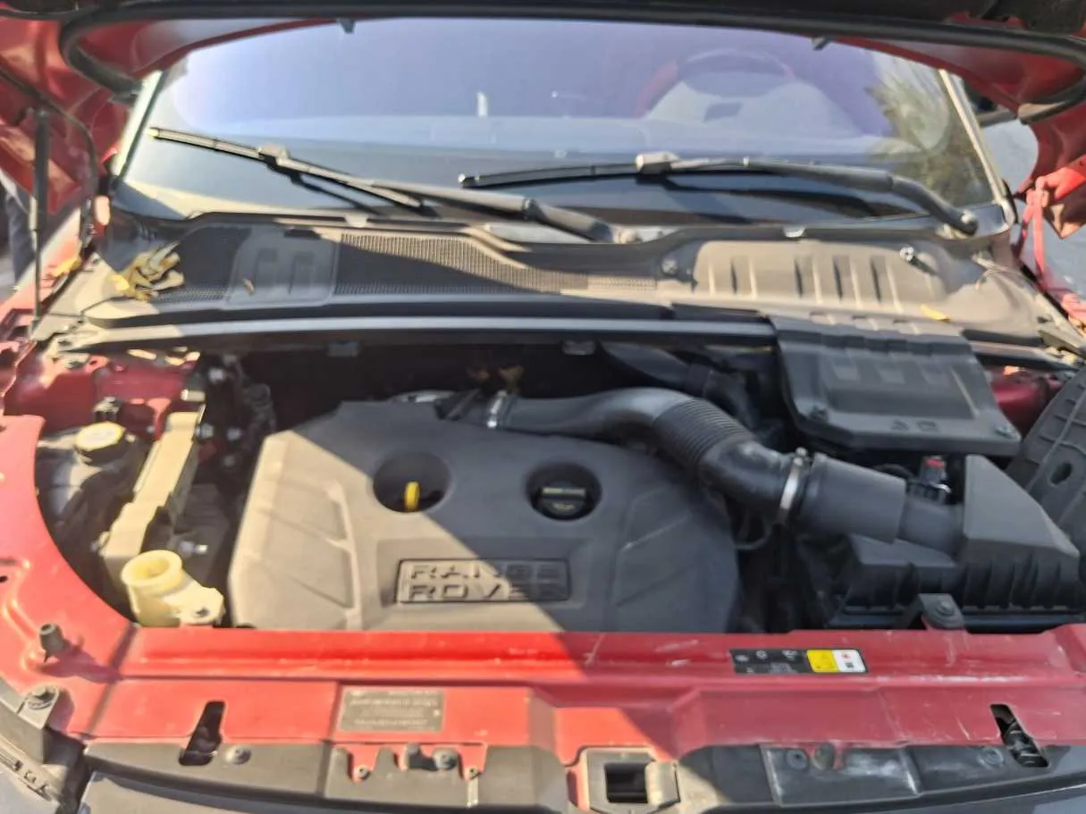 Car image 22