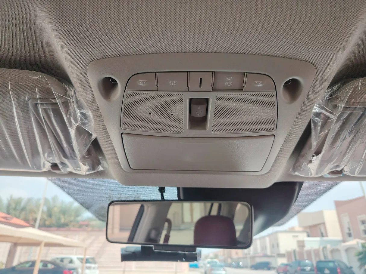 Car image 21