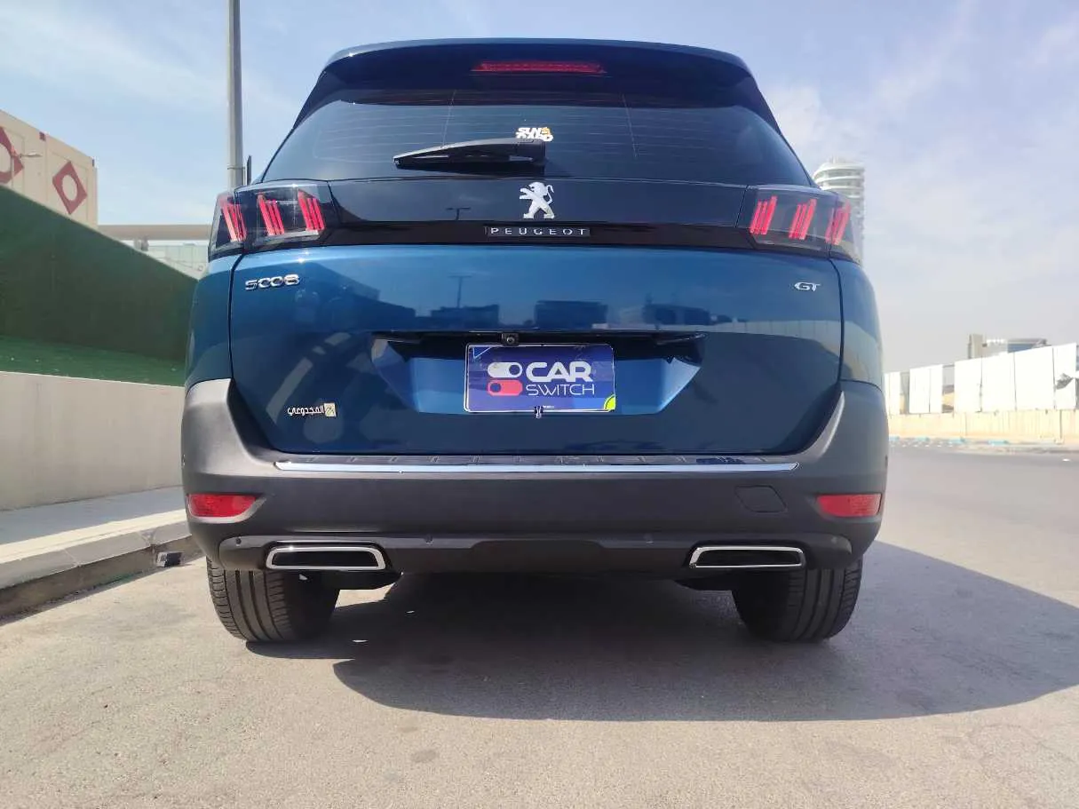 Car image 24