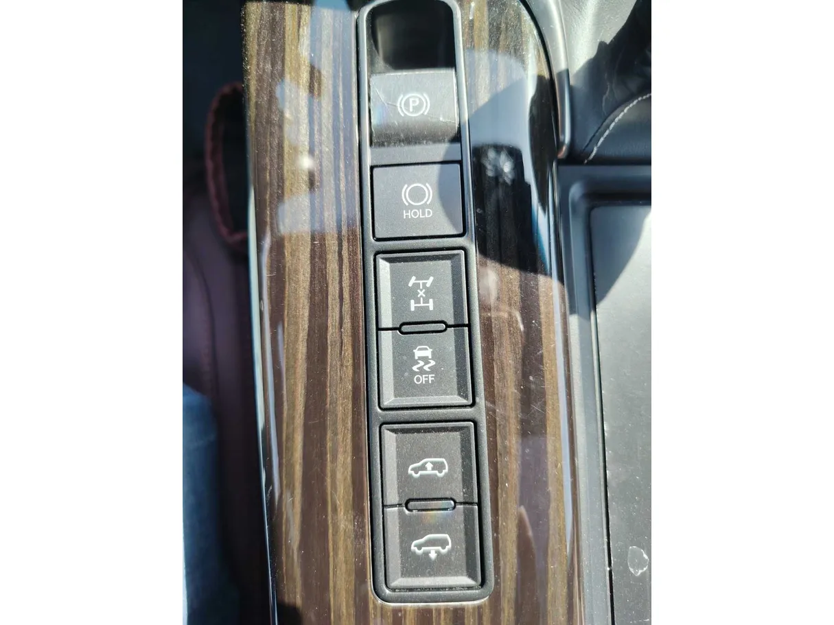 Car image 31