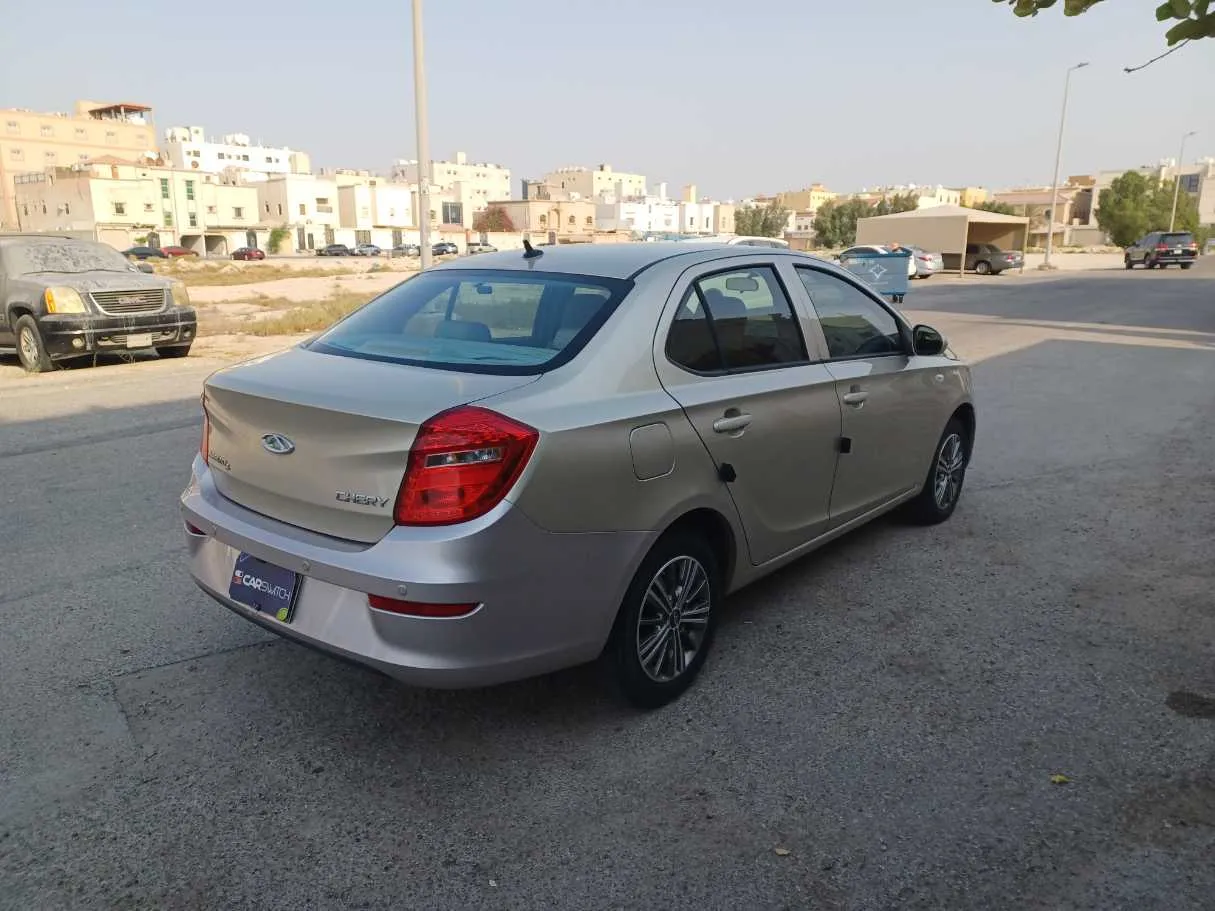 Car image 5