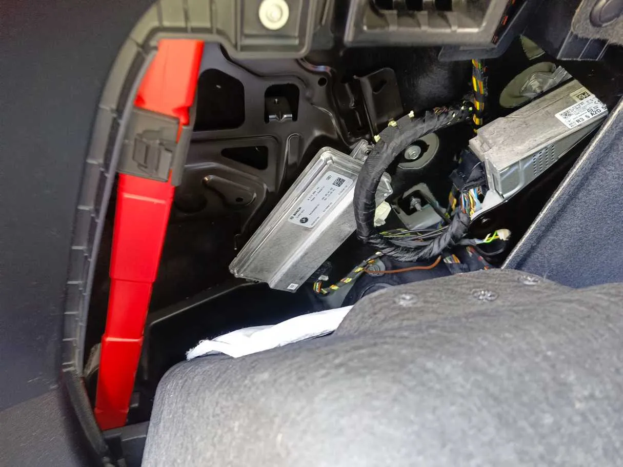 Car image 37