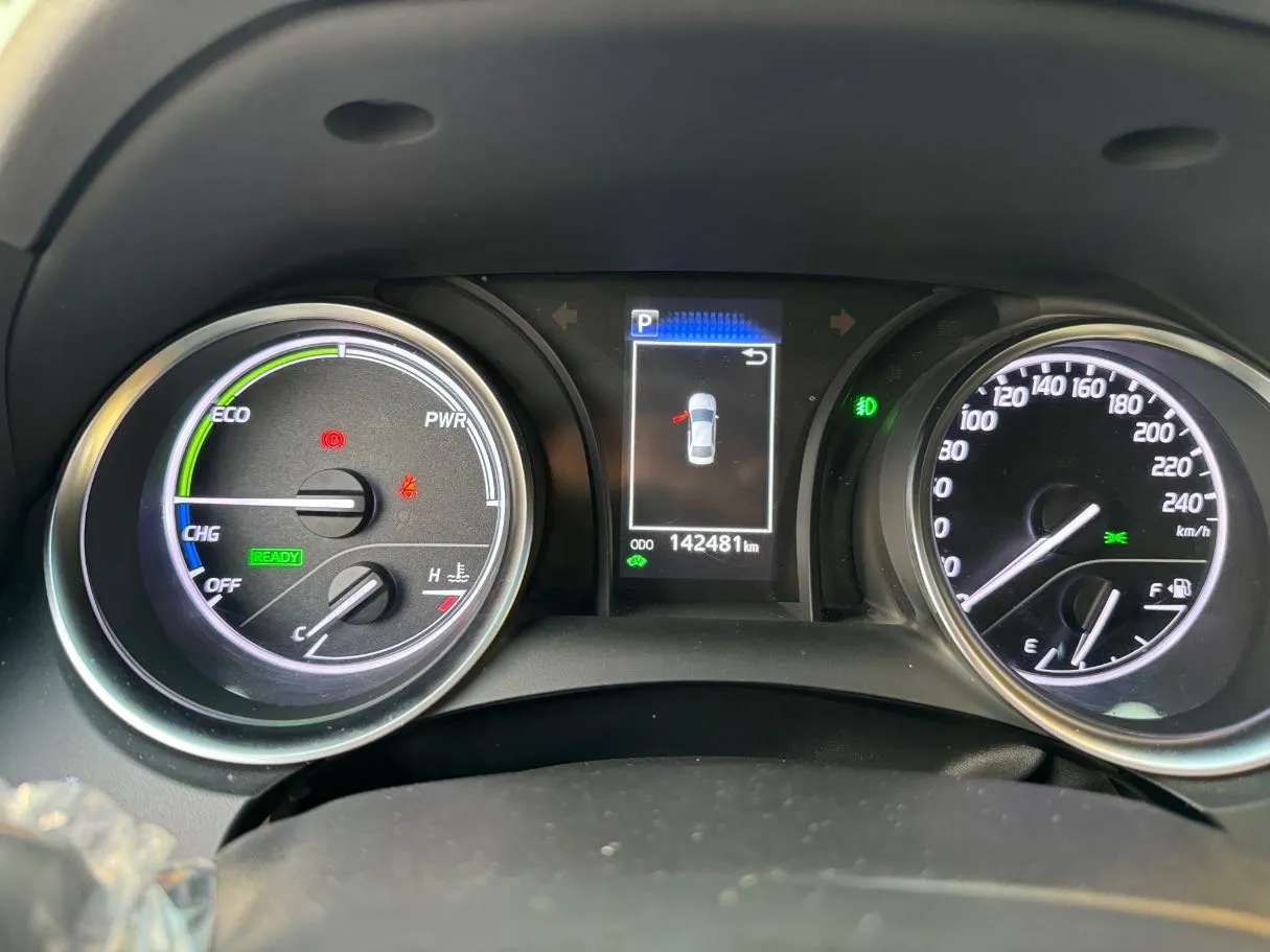 Car image 21