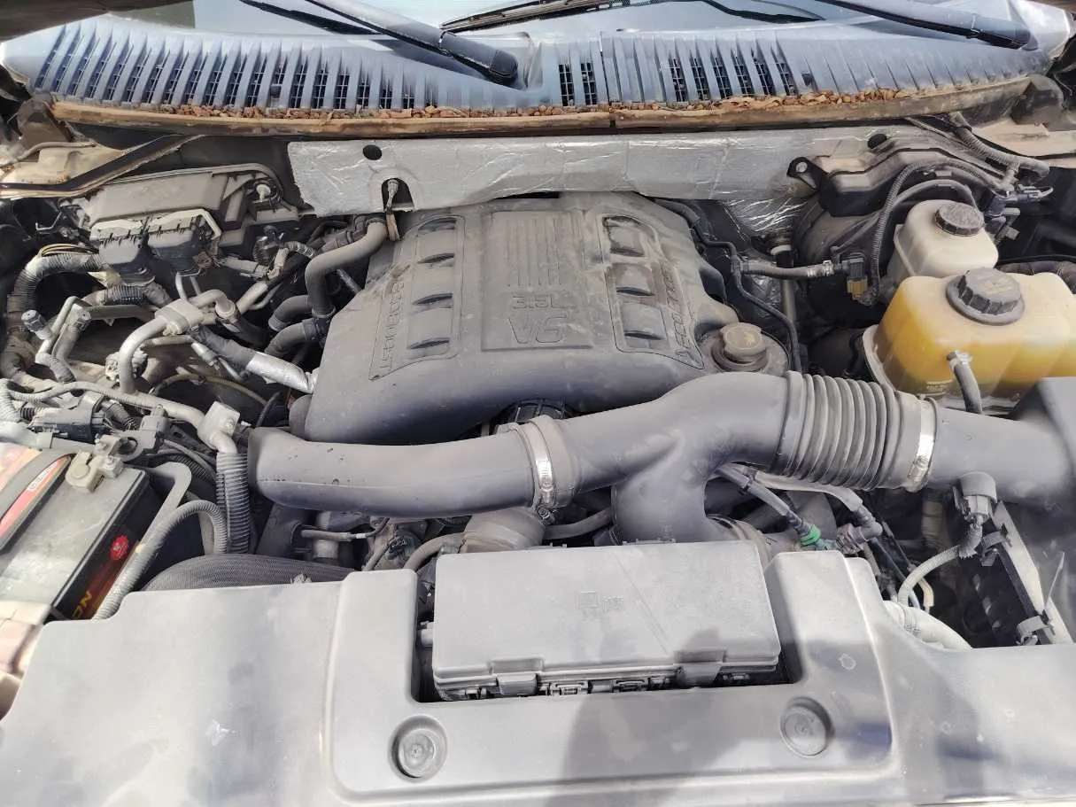Car image 33