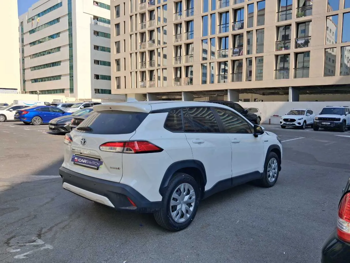 Car image 5